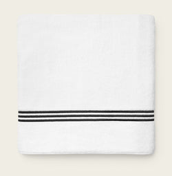 BATH SHEET / WHITE/BLACK