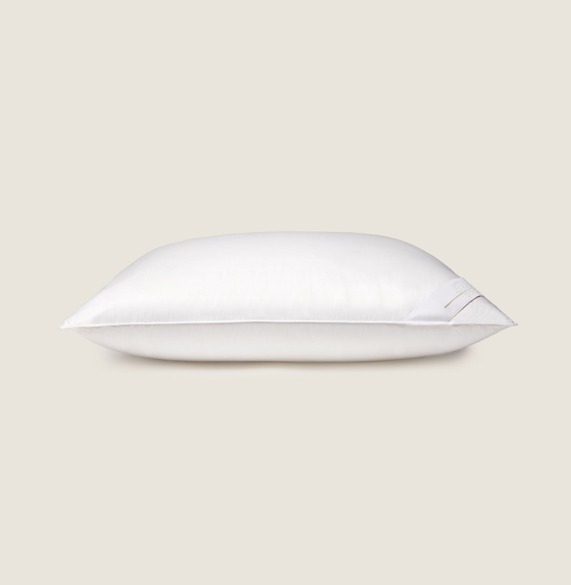 Divino Pillow